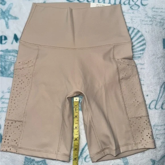 2 x American Eagle Aerie Hi Rise Bike Short sz XS - Picture 2 of 9
